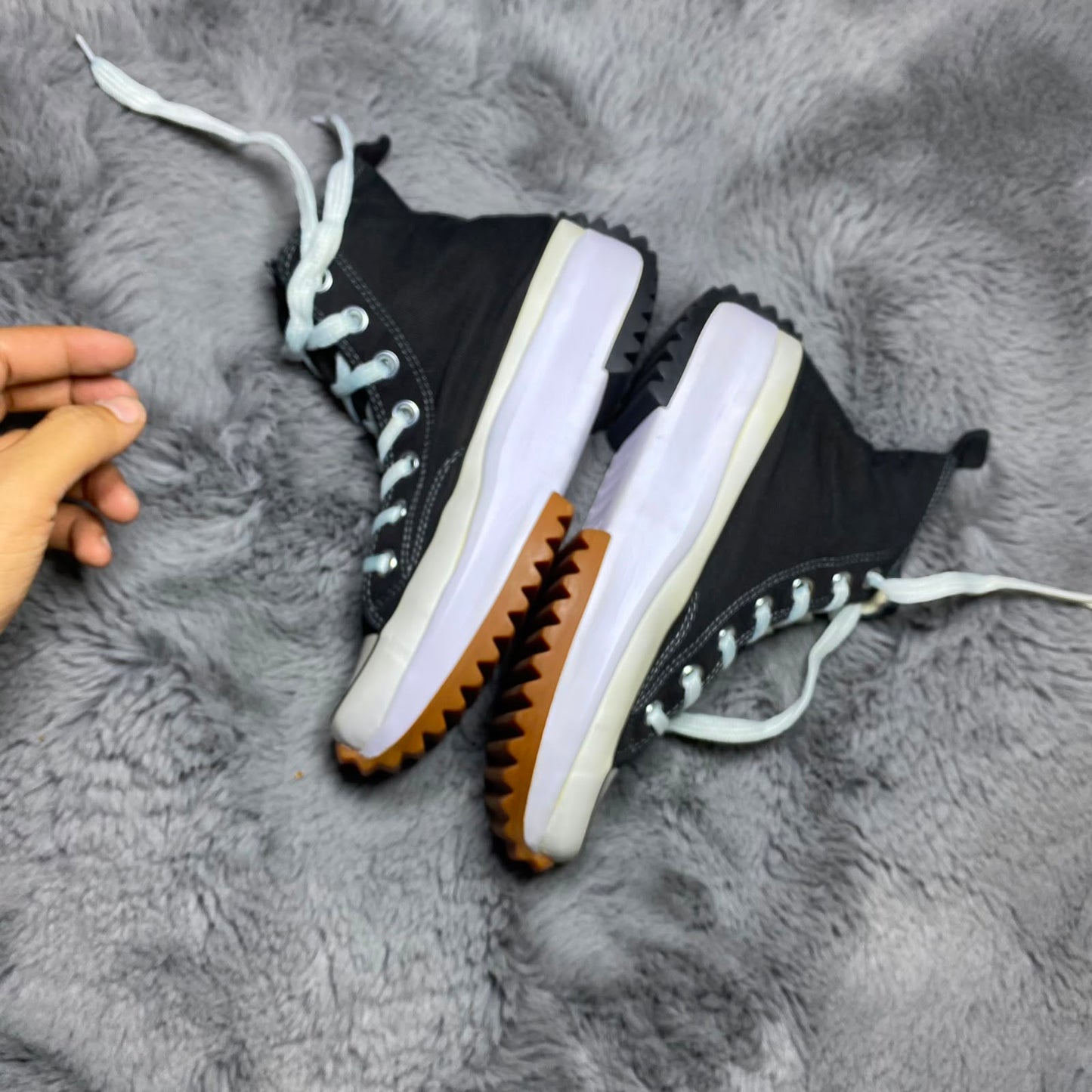 Converse ( Size 38 / 5.5 )