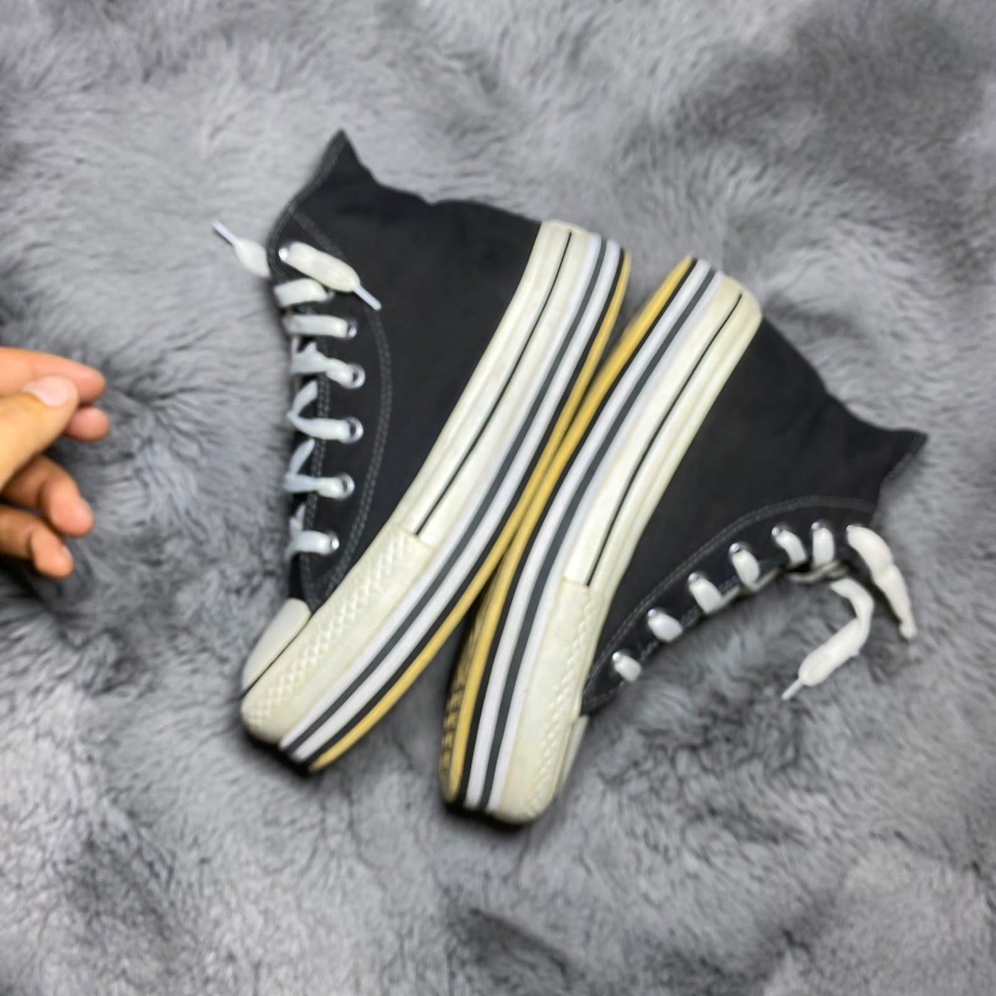 Converse ( Size 38 / 5.5 )
