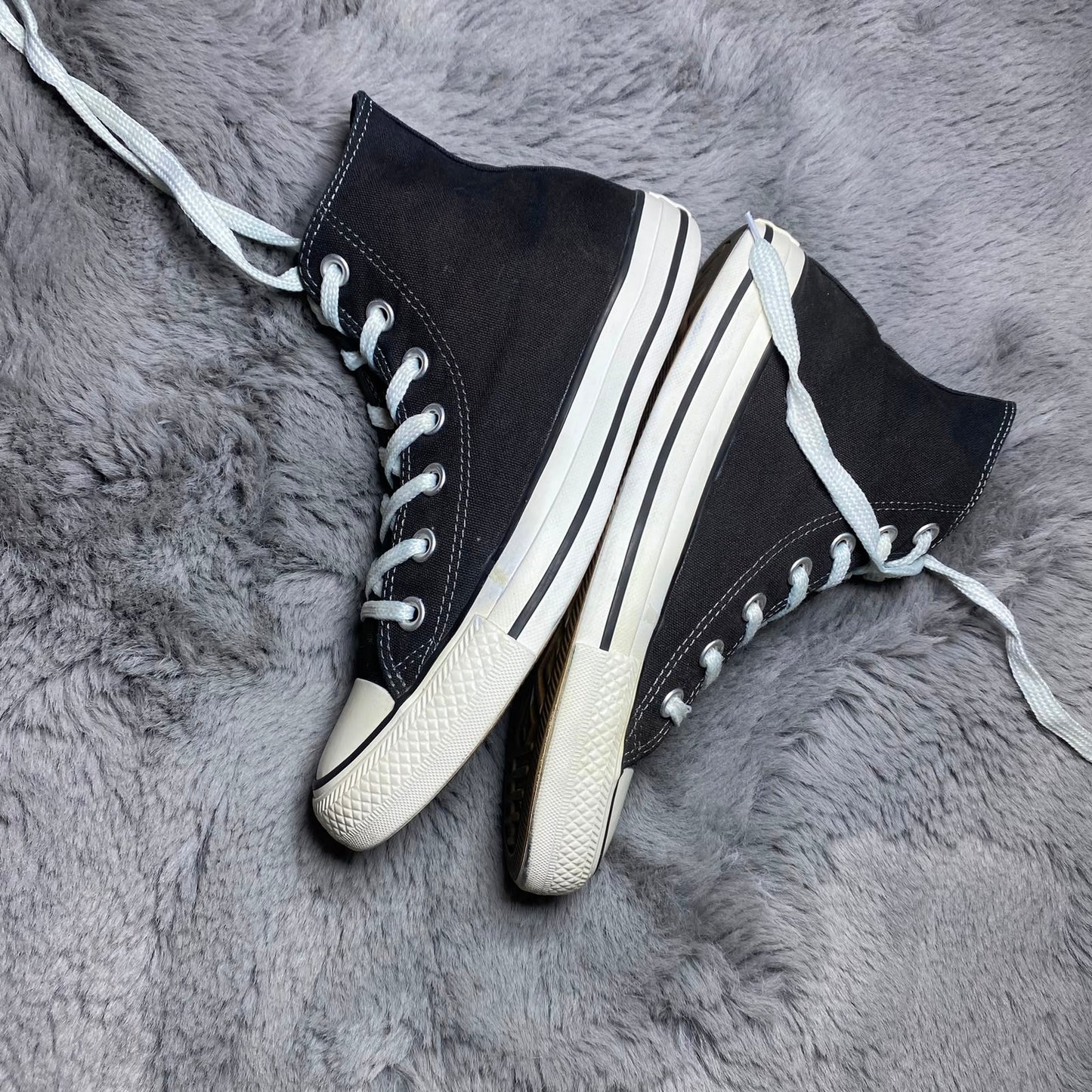 Converse ( Size 38 / 5.5 )