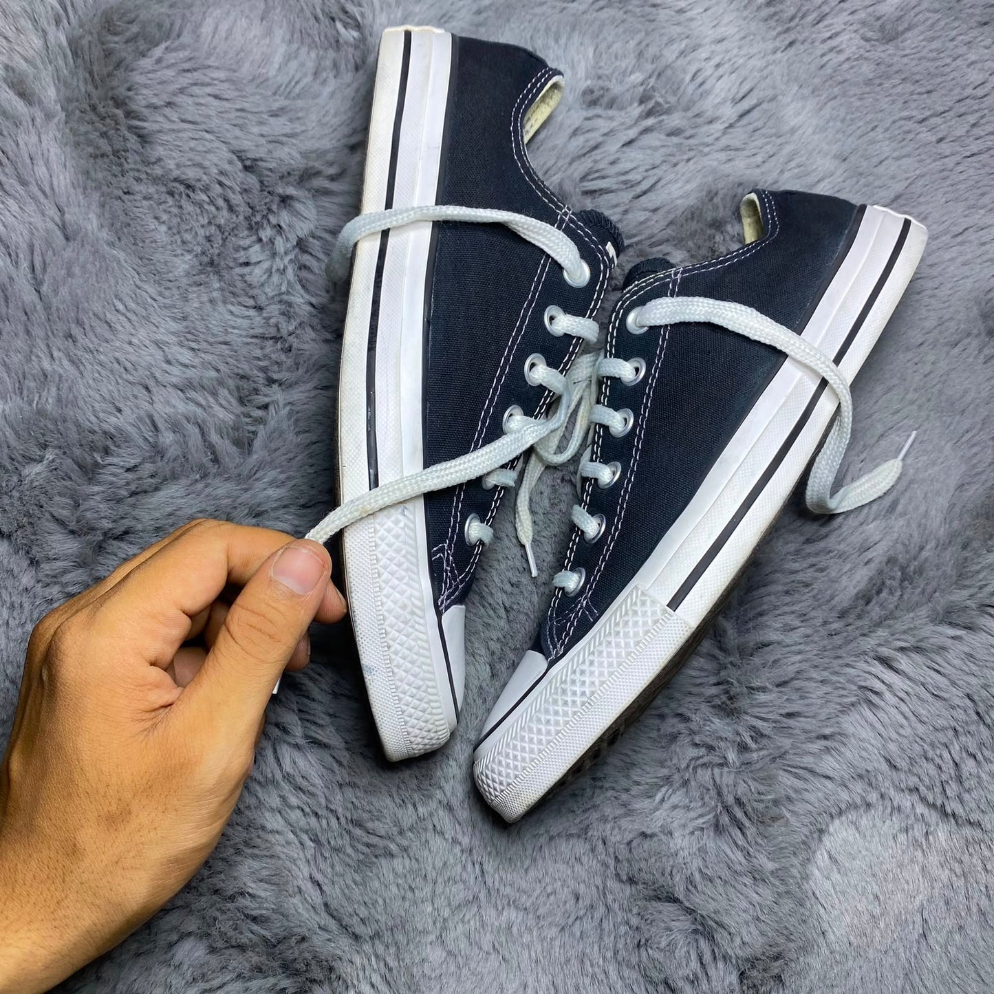 Converse ( Size 41 / 7.5 )