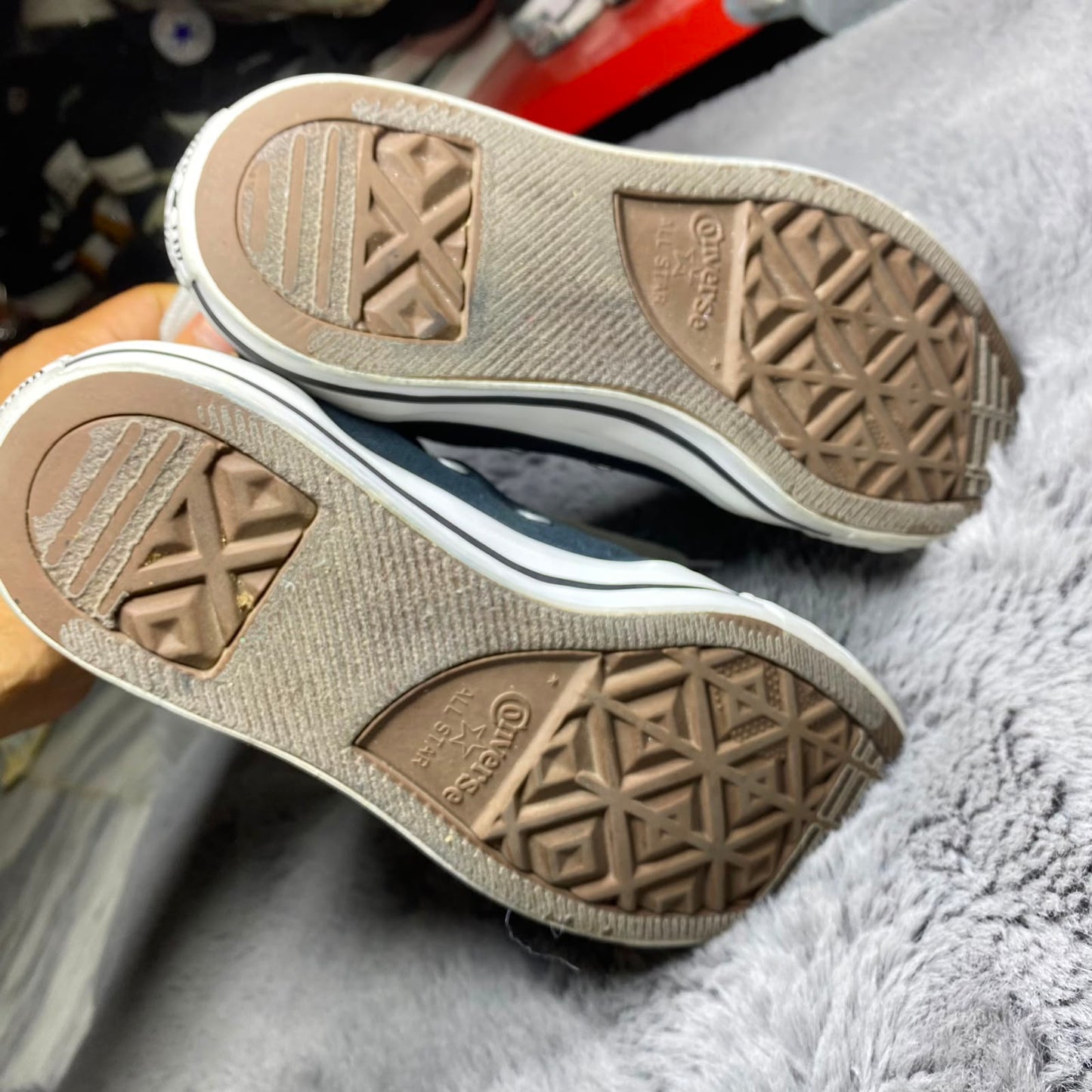 Converse ( Size 39 / 6 )