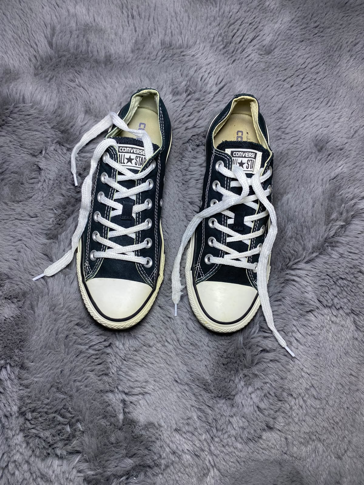 Converse ( Size 39 / 6 )
