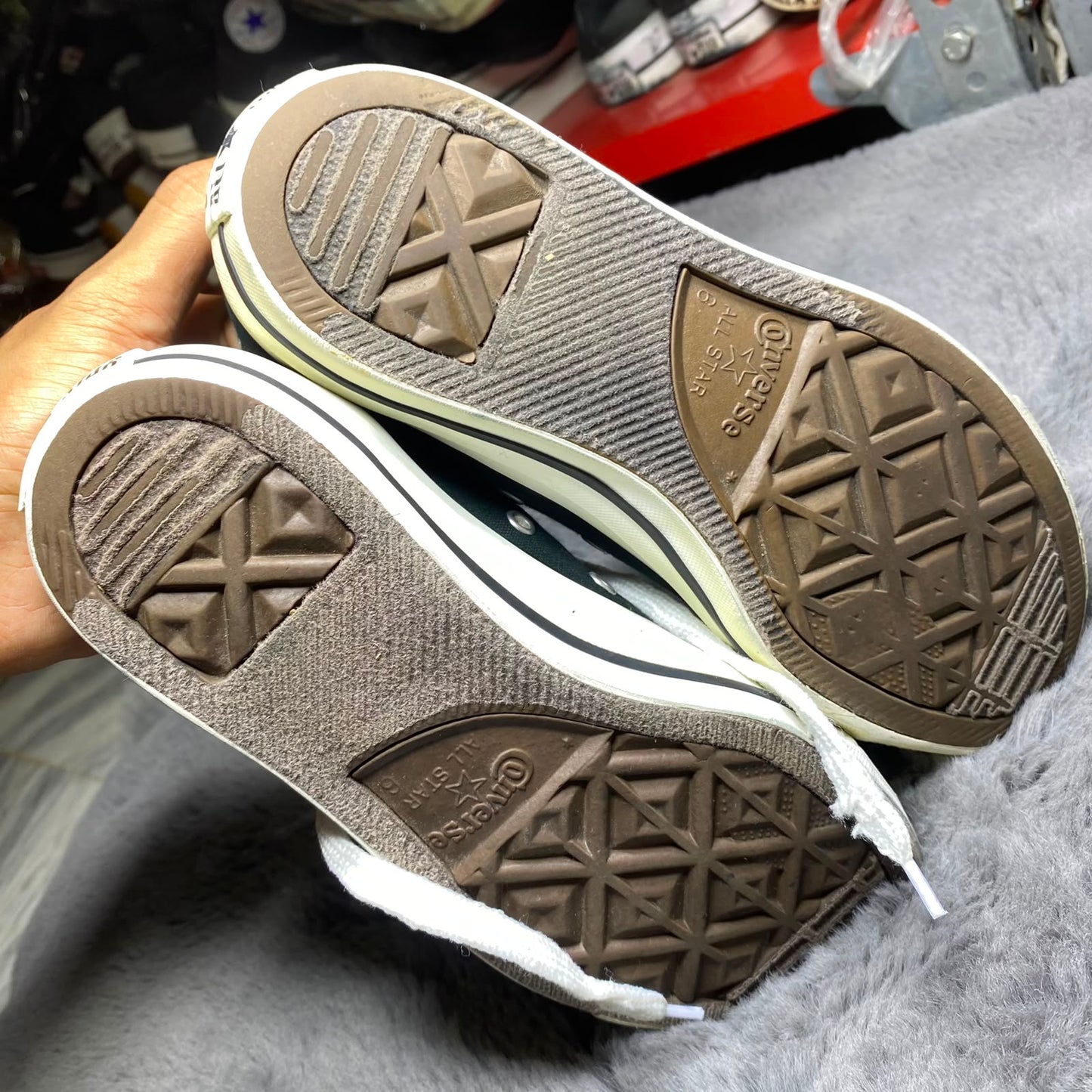Converse ( Size 39 / 6 )