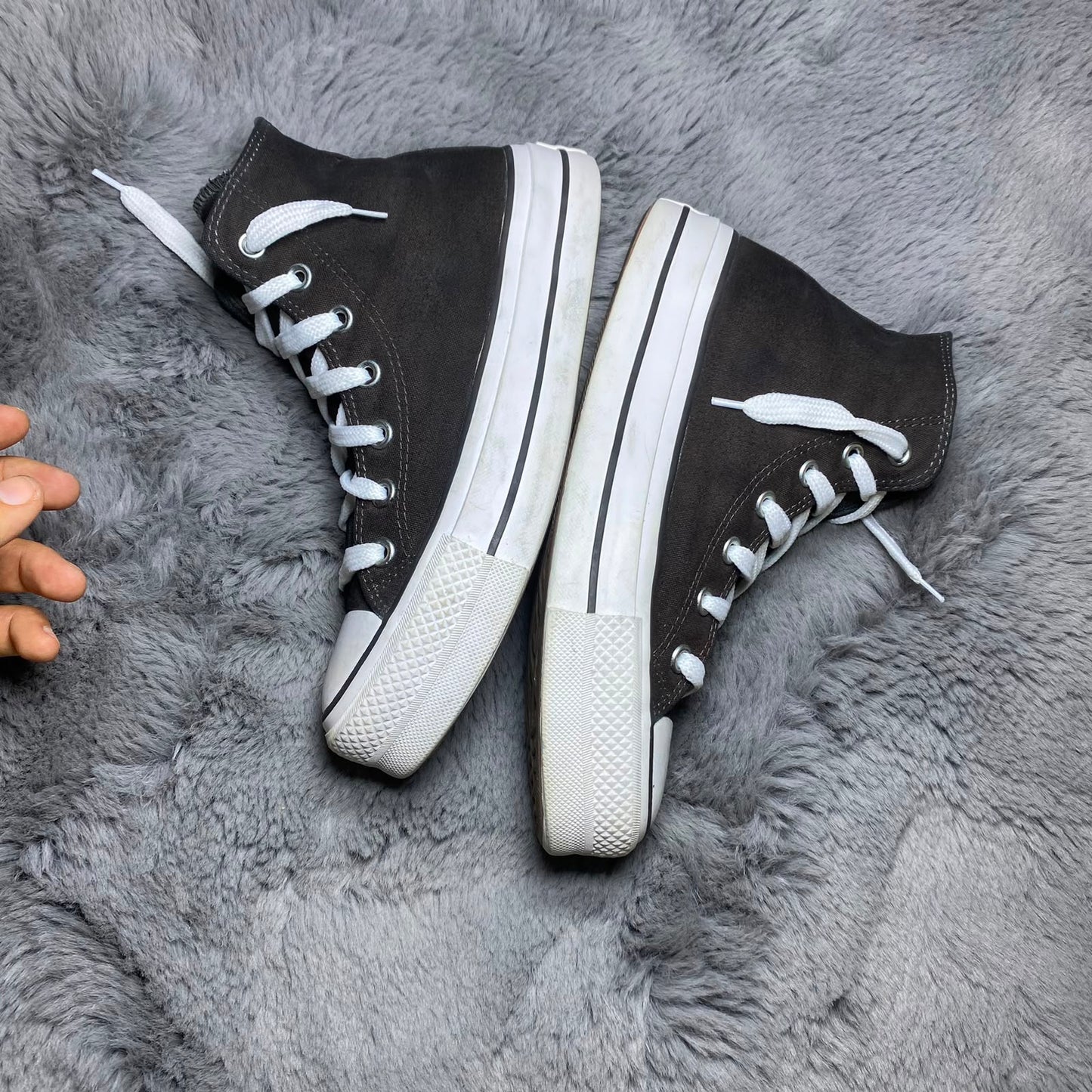 Converse ( Size 39 / 6 )