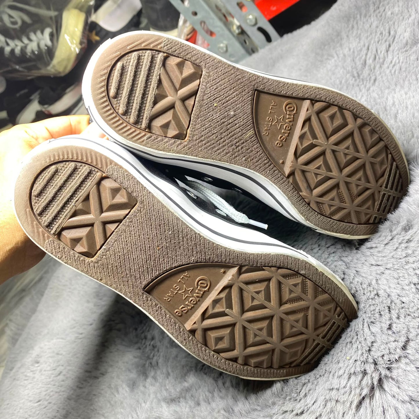 Converse ( Size 39 / 6 )