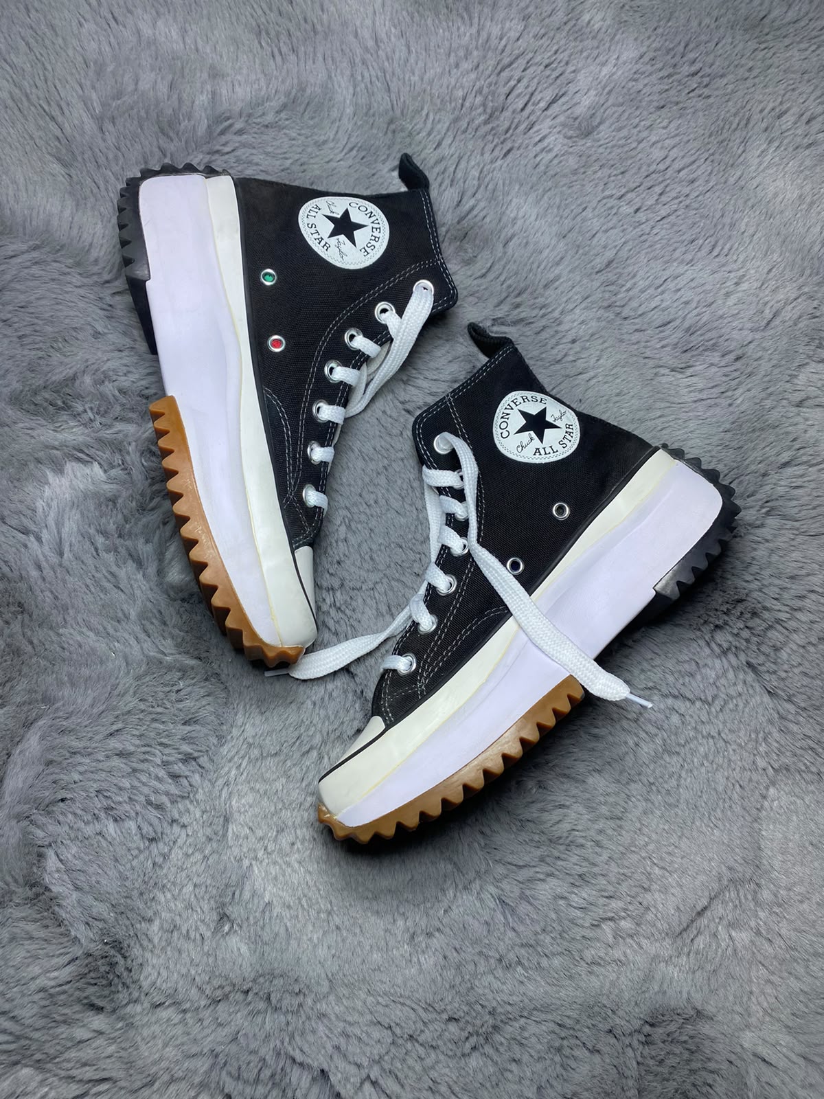 Converse ( Size 37.5 - 38 / 5 )