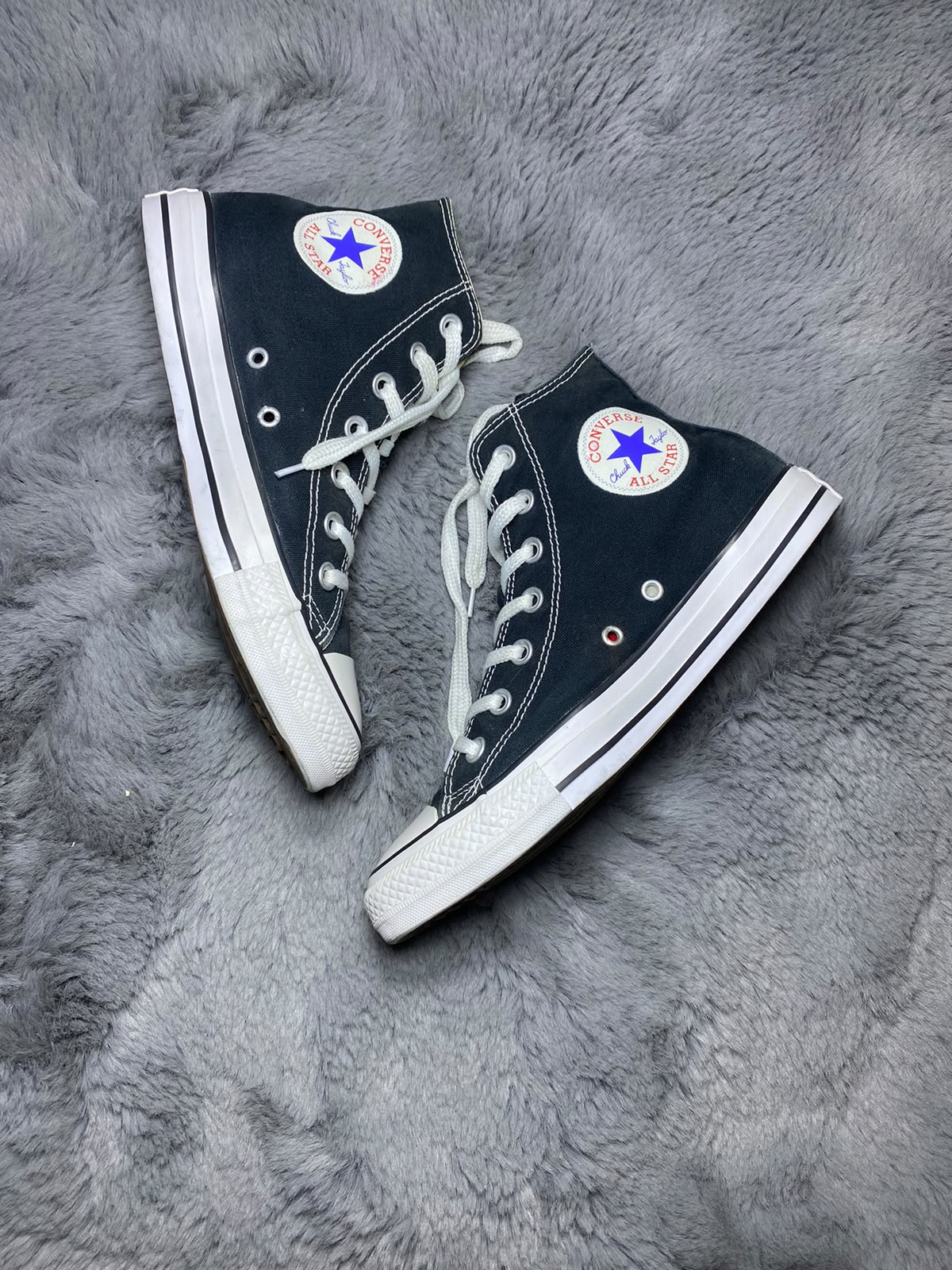 Converse ( Size 39 / 6 )