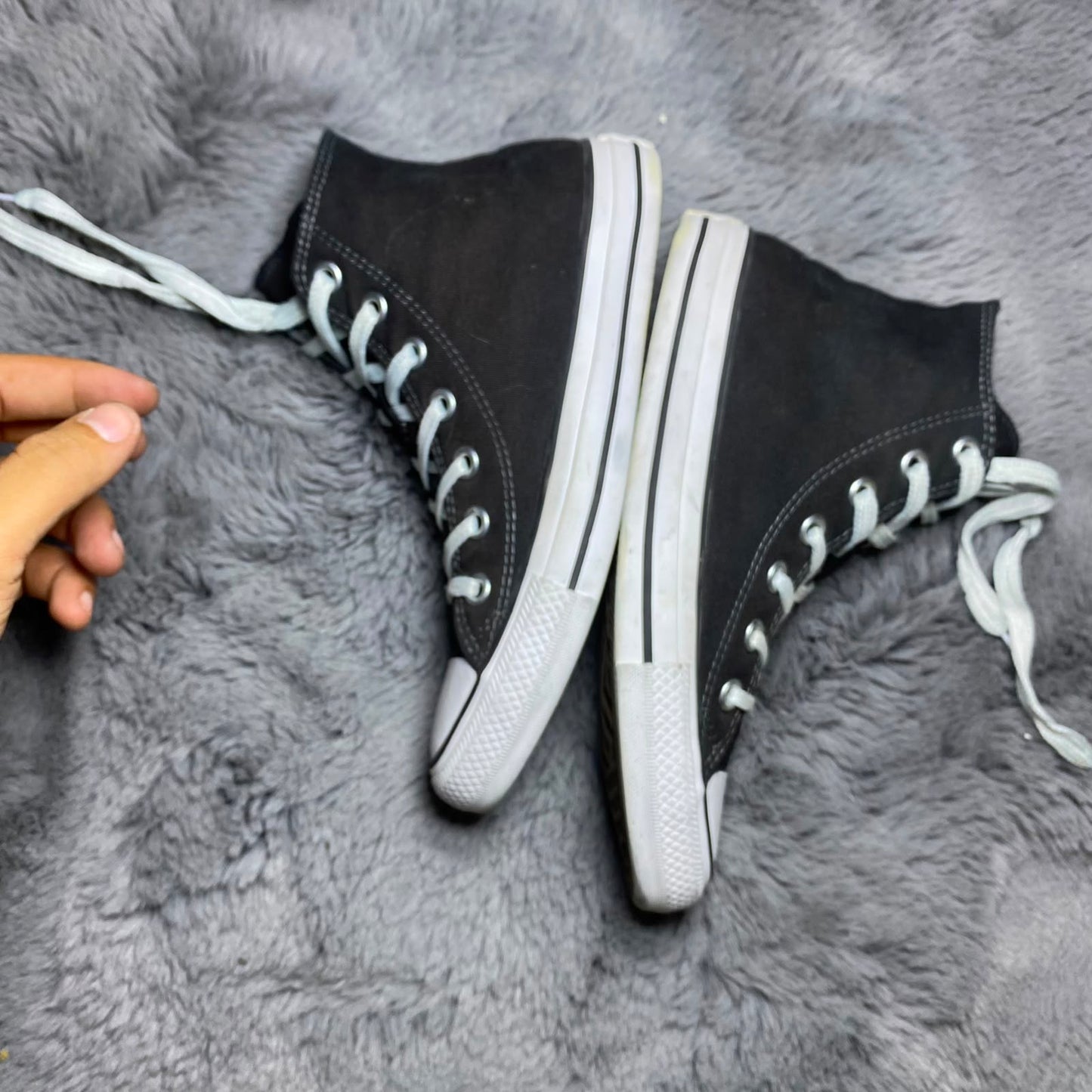 Converse ( Size 38 / 5.5 )