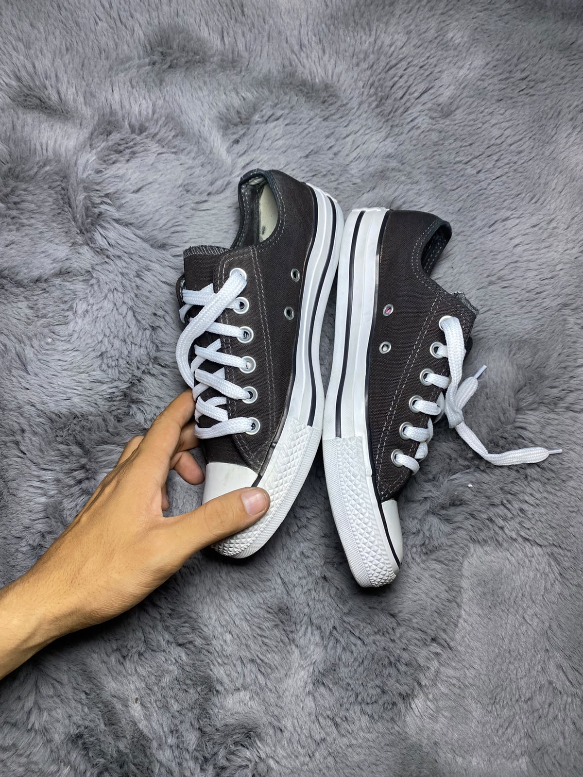 Converse ( Size 40 / 7 )