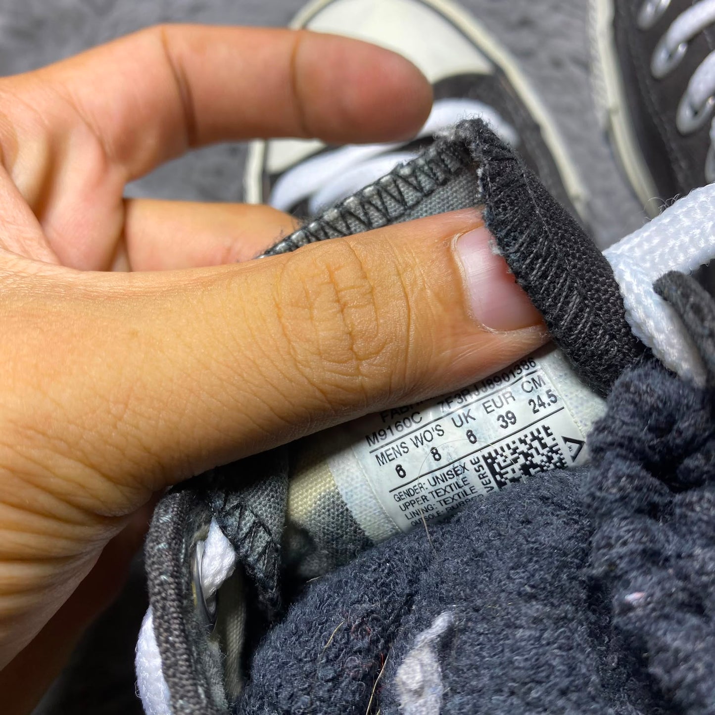 Converse ( Size 39 / 6 )
