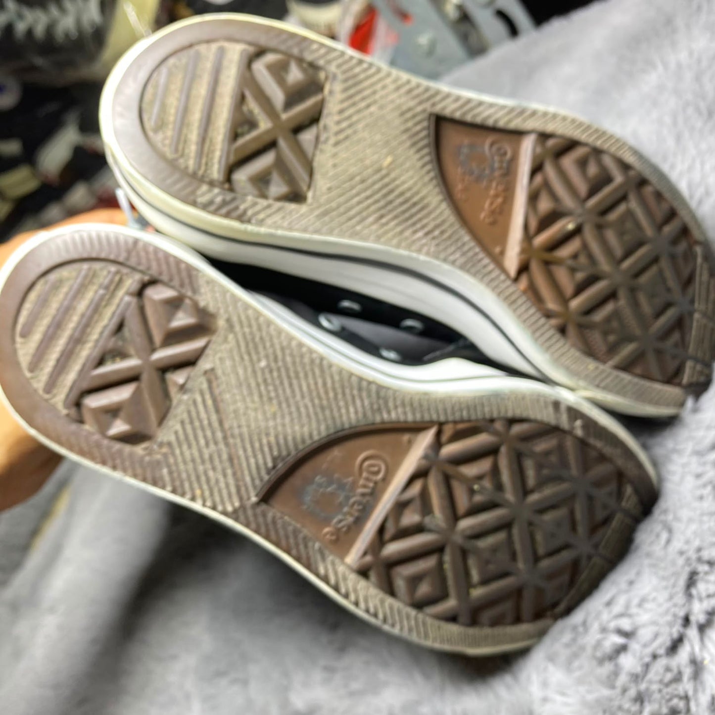 Converse ( Size 39.5 - 40 / 6.5 )