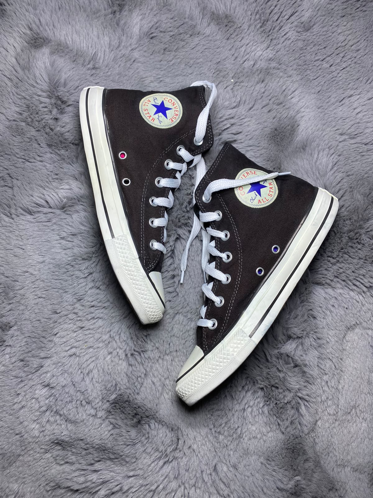 Converse ( Size 39 / 6 )