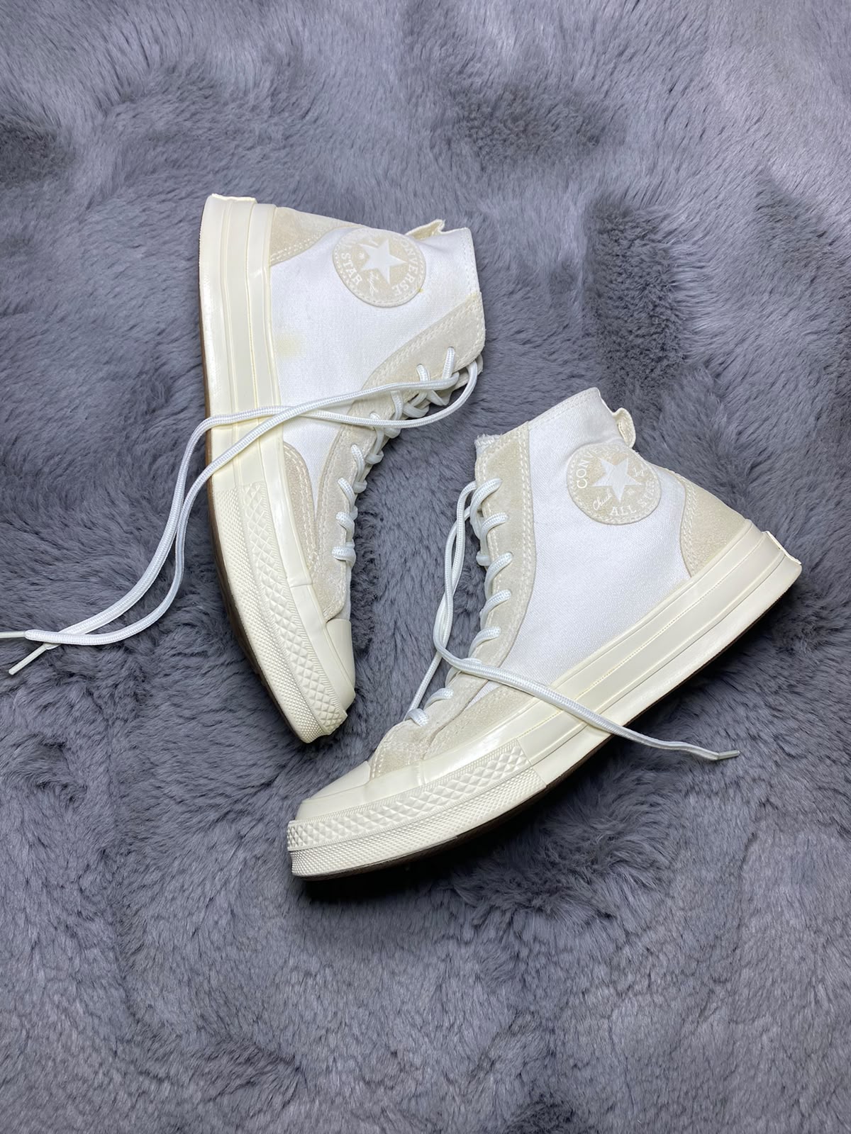 Converse ( Size 39.5 - 40 / 6.5 )