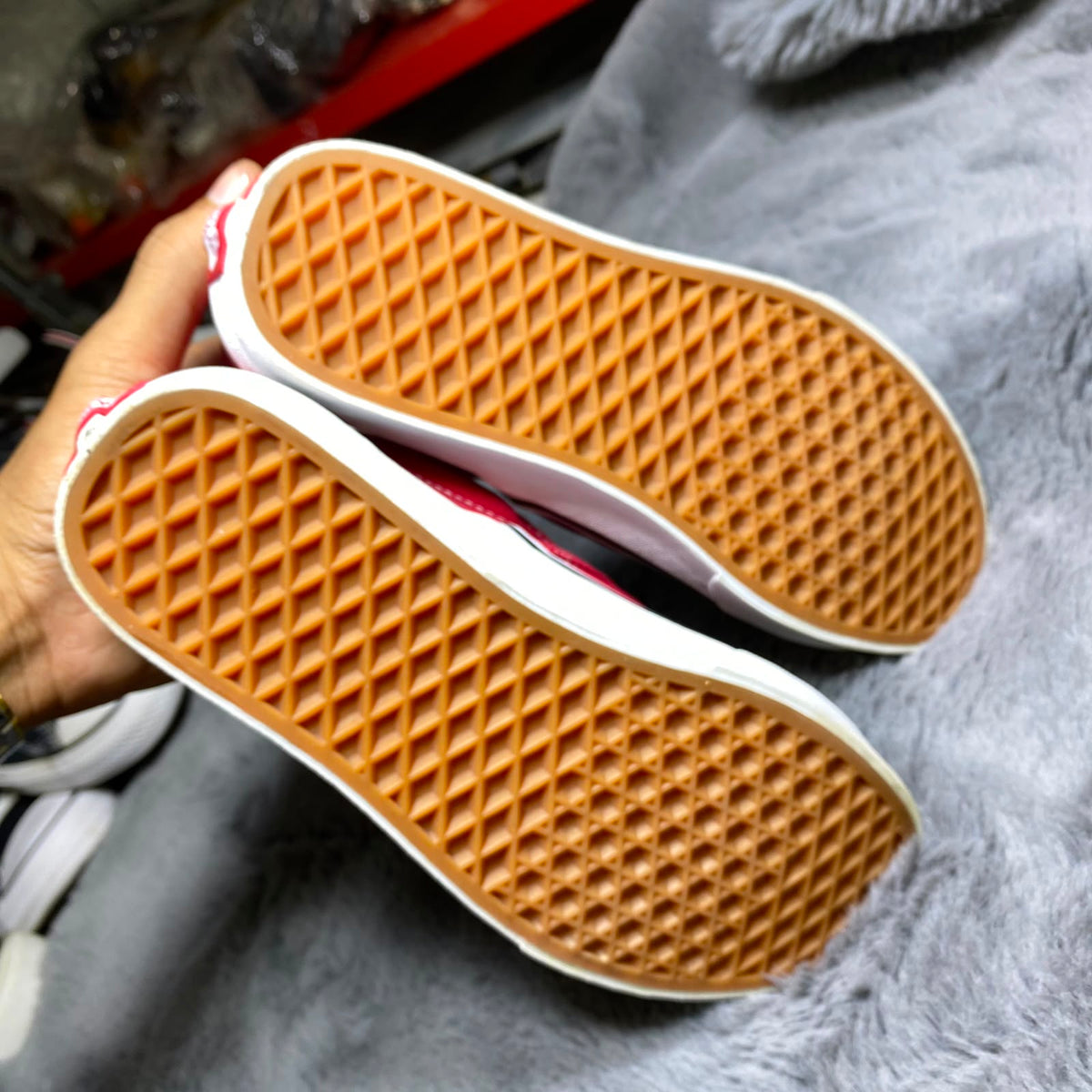 VANS ( Size 38.5 - 39 /  5.5 )
