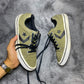 Converse ( Size 41 / 7.5 )