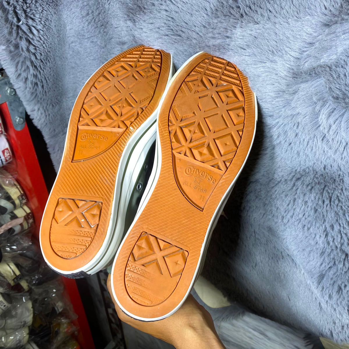 Converse ( Size 45 / 11 )