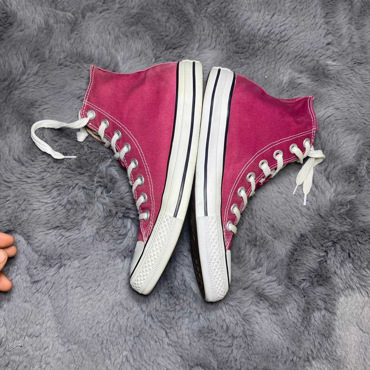 Converse ( Size 39.5 - 40 / 6.5 )