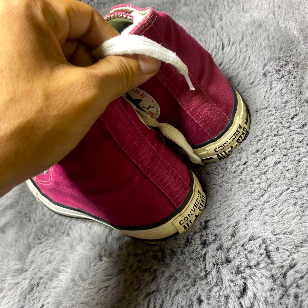 Converse ( Size 38 / 5.5 )