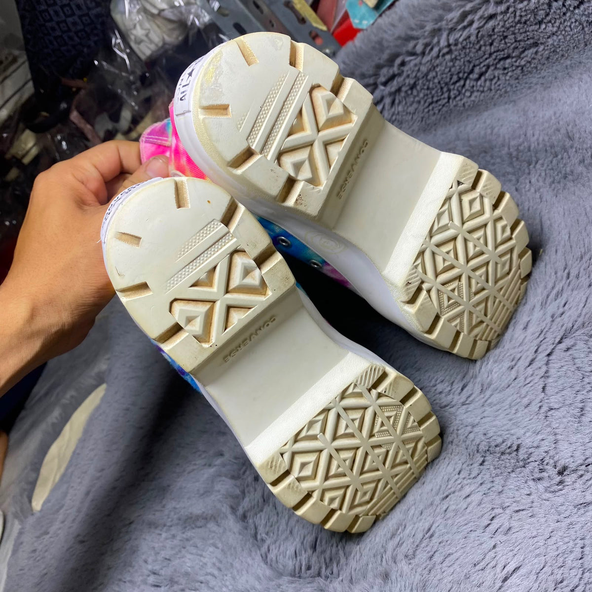 Converse ( Size 39 / 6 )