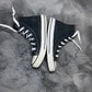 Converse ( Size 38 / 5.5 )