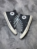 Converse ( Size 41 / 7.5 )