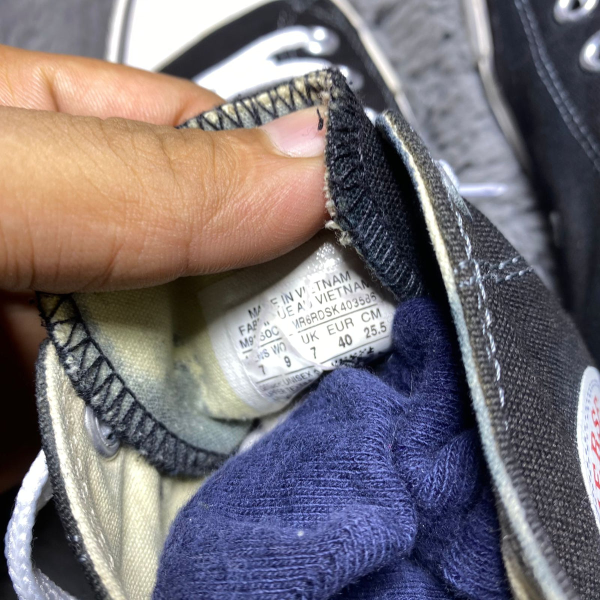 Converse ( Size 40 / 7 )