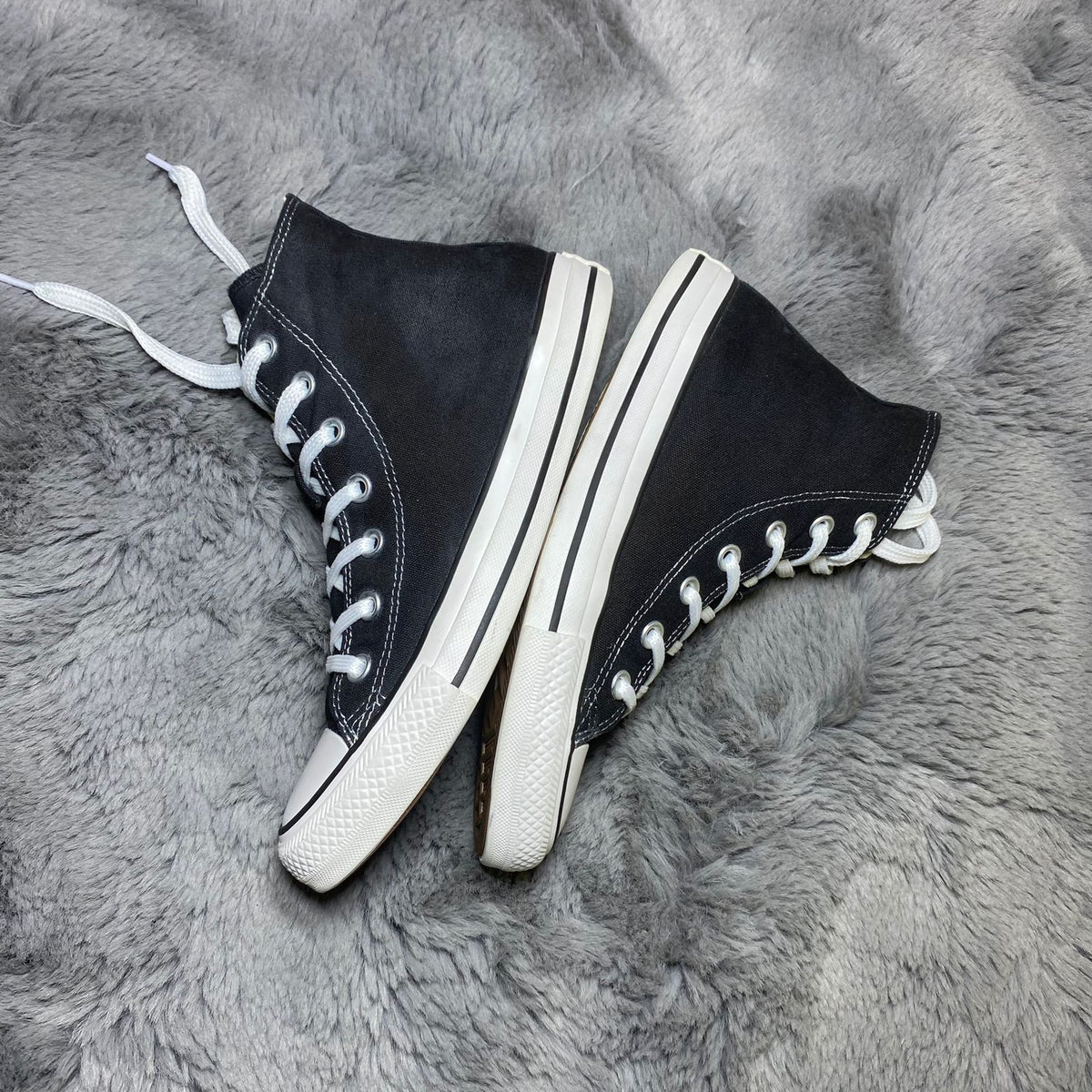 Converse ( Size 39 / 6 )