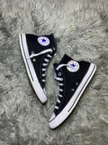 Converse ( Size 41 / 7.5 )