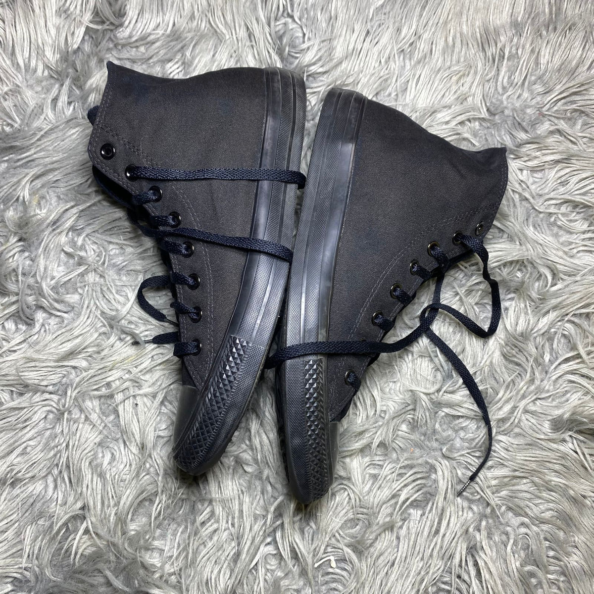 CONVERSE ( Size 46.5-47 / 11.5 )