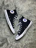Converse ( Size 42 / 8.5 )