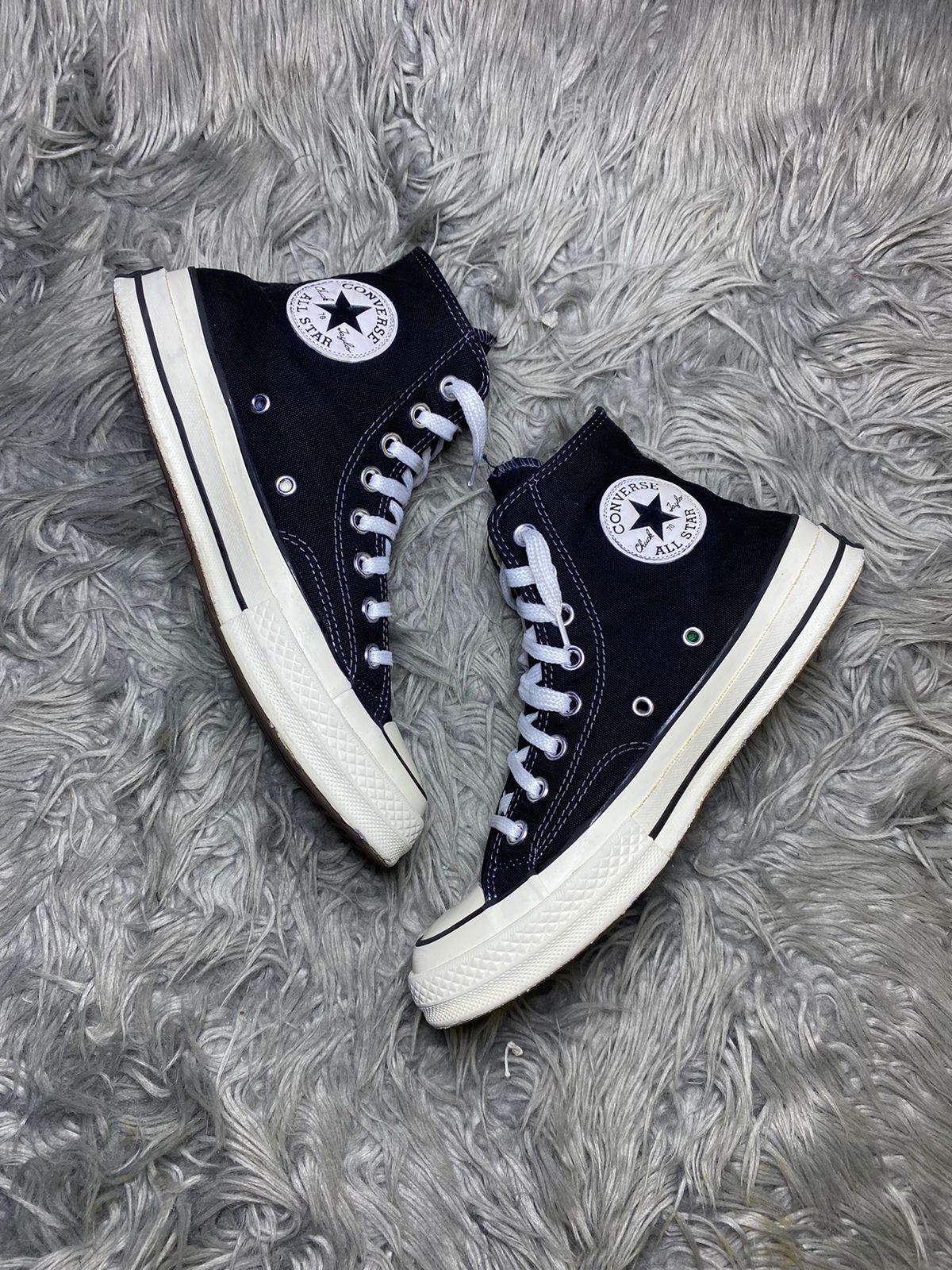 Converse ( Size 40 / 7 )