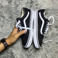 VANS ( Size 40 / 6.5 )