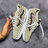VANS ( Size 40.5 - 41 / 6.5 - 7 )