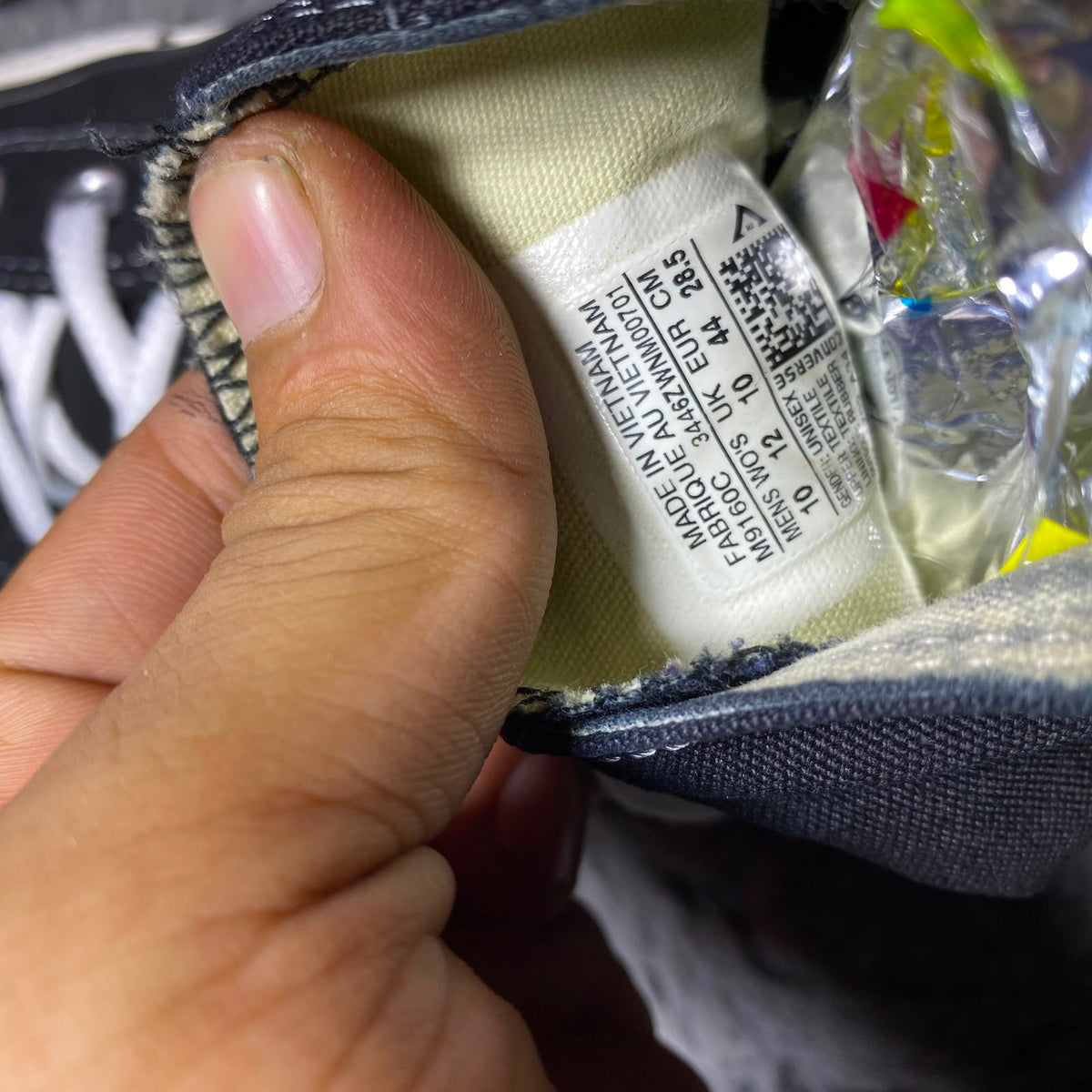 Converse ( Size 44 / 10 )
