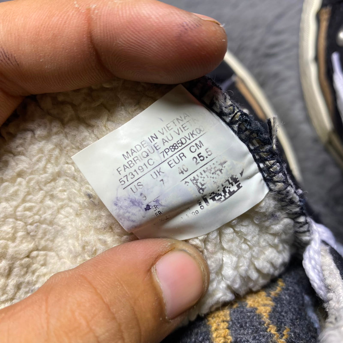 Converse ( Size 40 / 7 )
