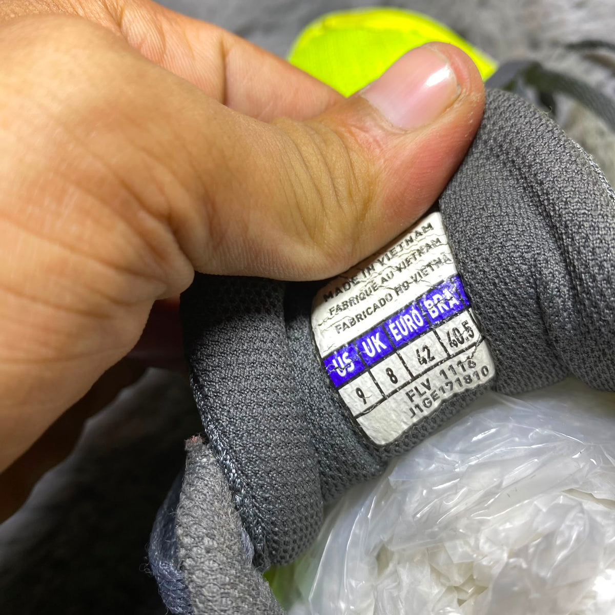 M!ZUNO ( Size 42 / 8.5 )