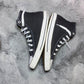 Converse ( Size 42 / 8.5 )