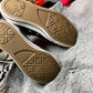 Converse ( Size 42 / 8.5 )