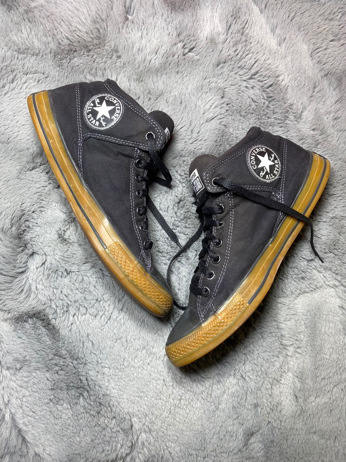 Converse ( Size 45 / 11 )