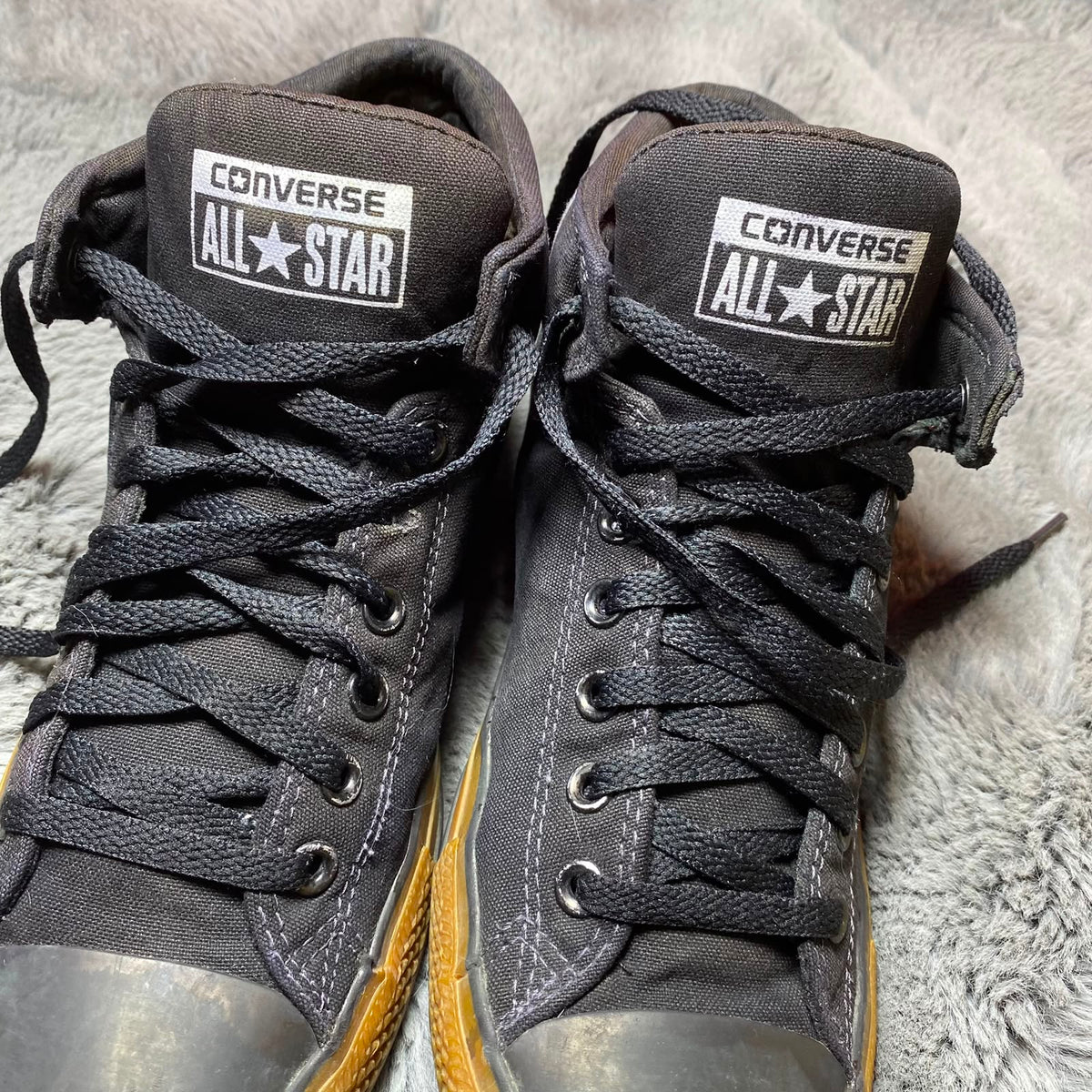Converse ( Size 45 / 11 )
