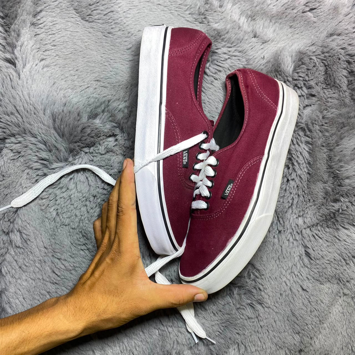 VANS ( Size 41 / 7.5 )