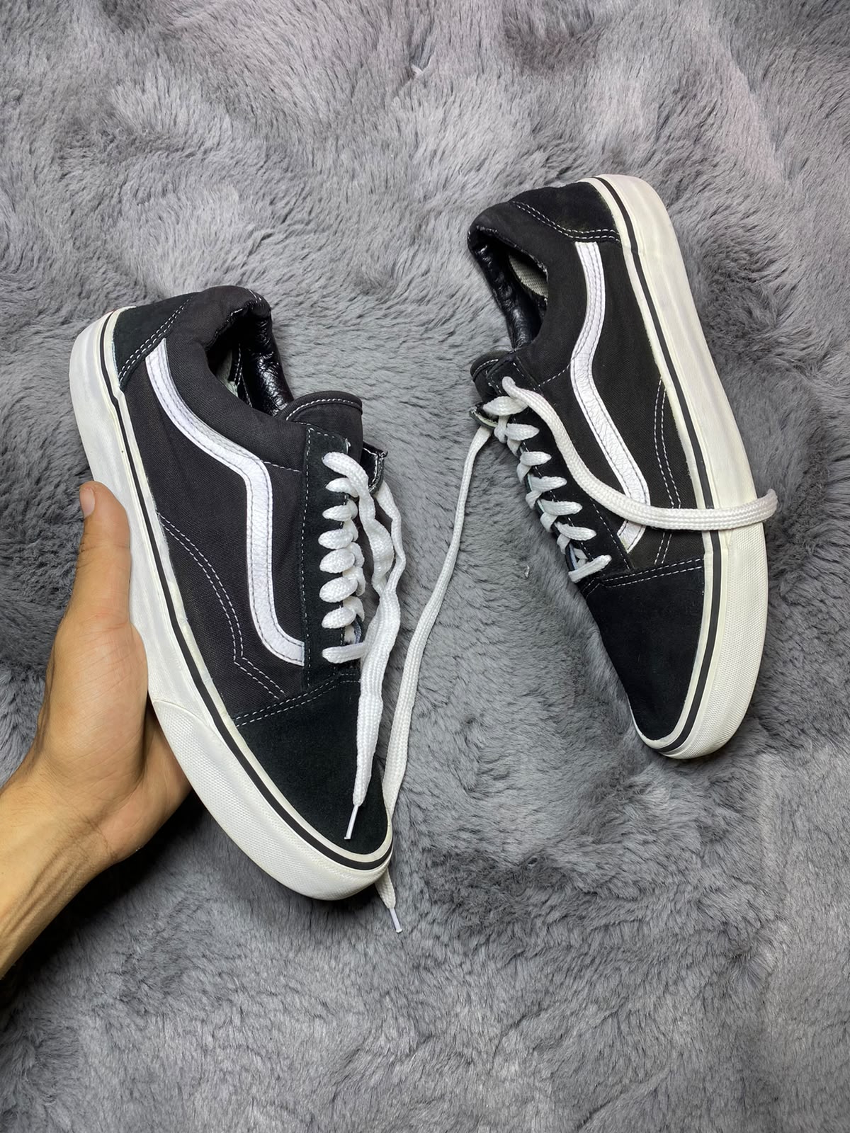 VANS ( Size 44 / 10 )