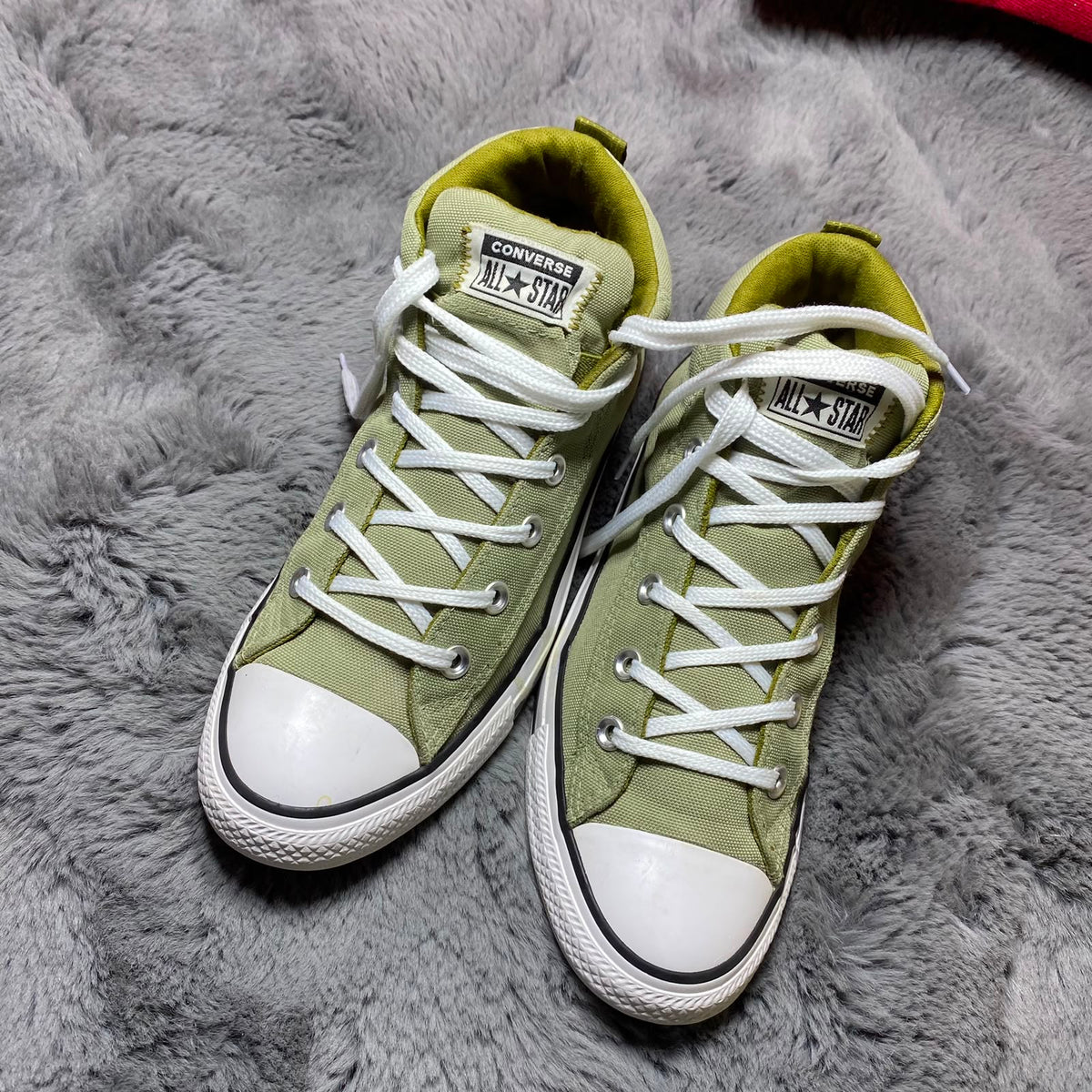 Converse ( Size 41.5 - 42 / 7.5 - 8 )