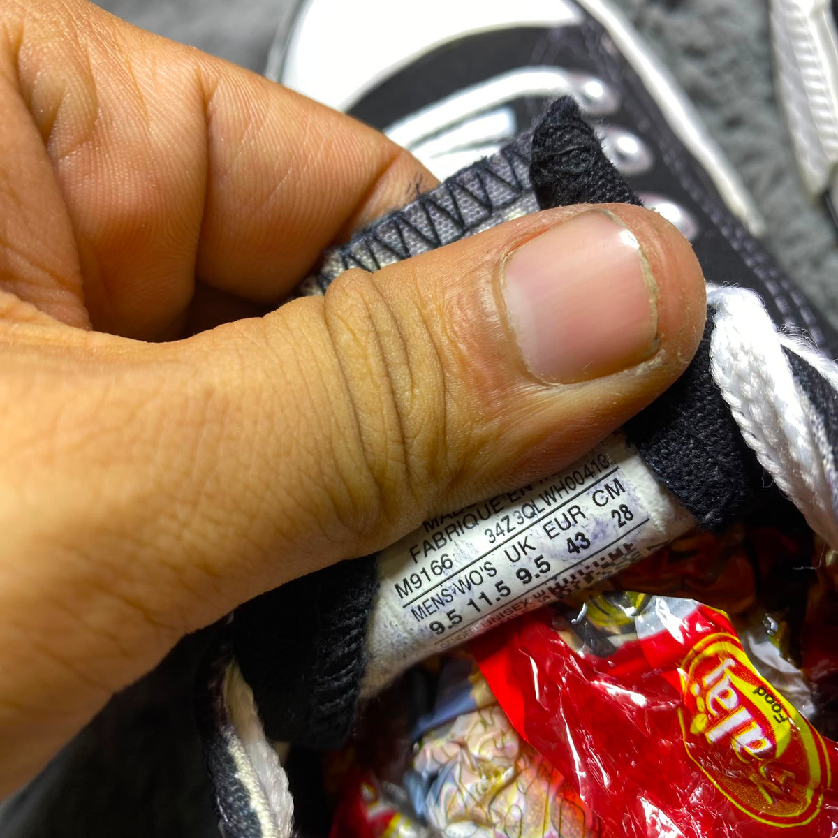 Converse ( Size 43 / 9 )
