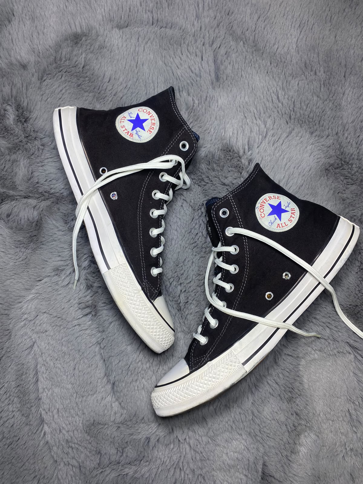 Converse ( Size 45 / 11 )