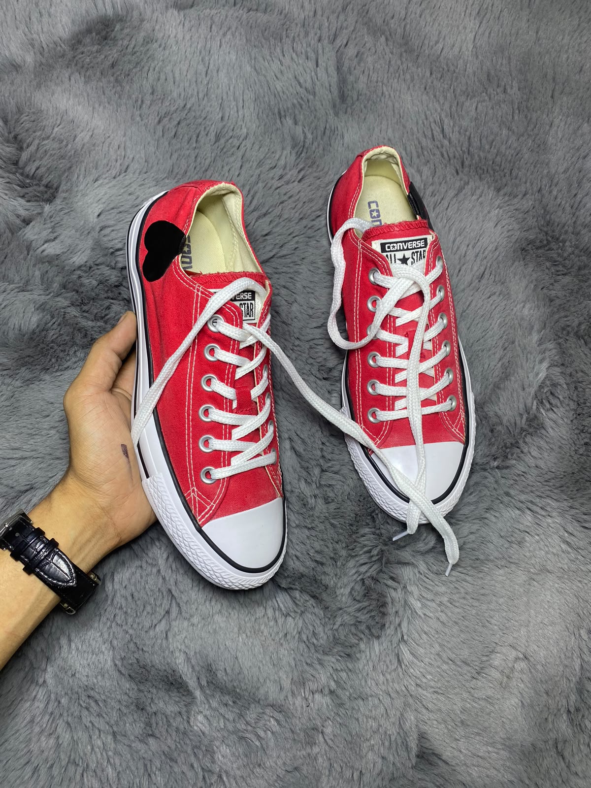 Converse ( Size 39.5 - 40 / 6.5 )