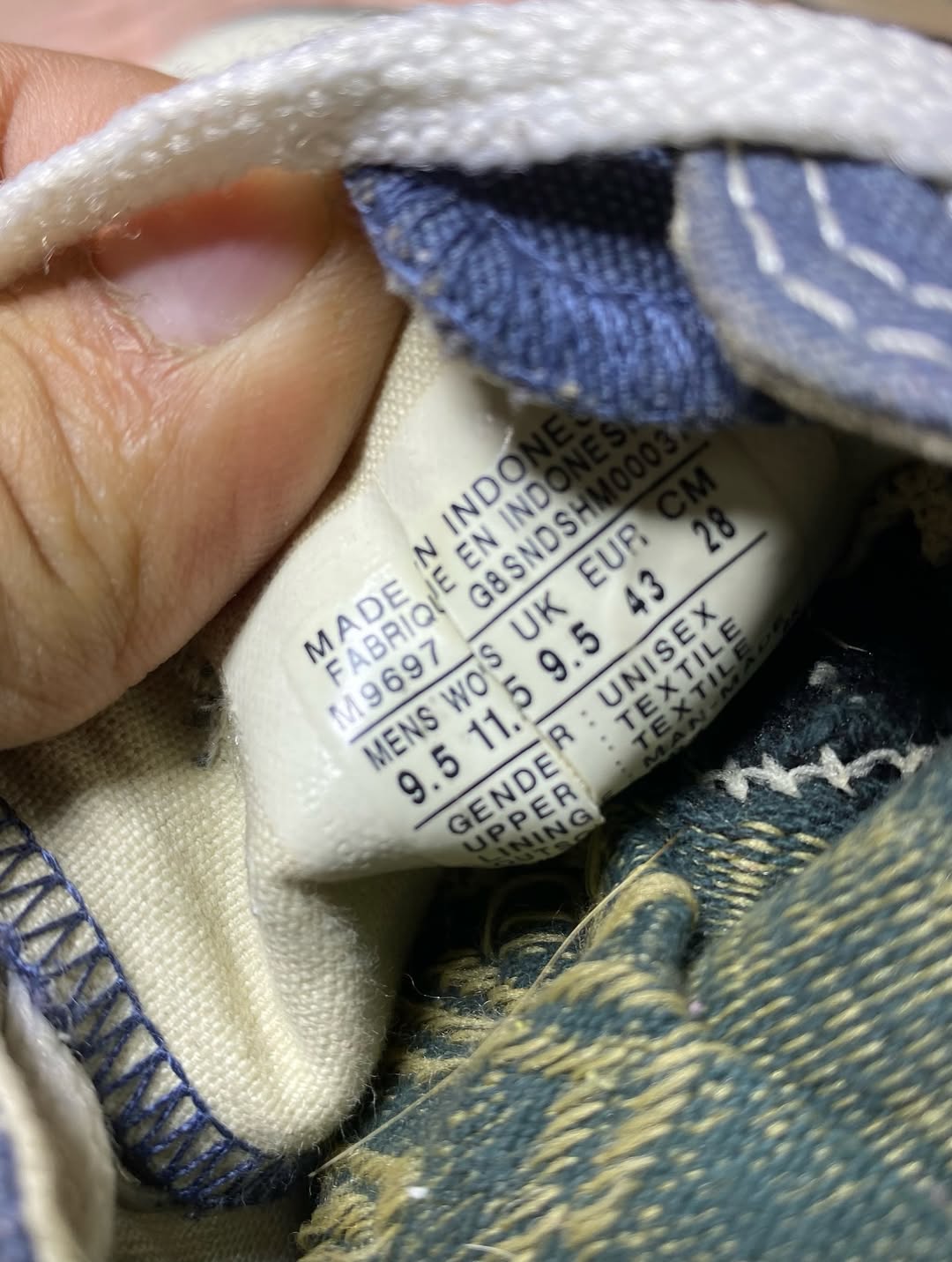 Converse ( Size 43 / 9 )