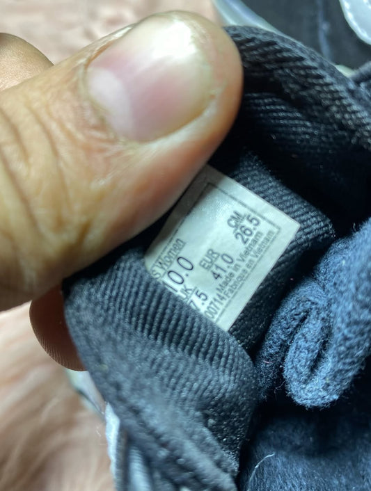 VANS ( Size 41 / 7.5 )