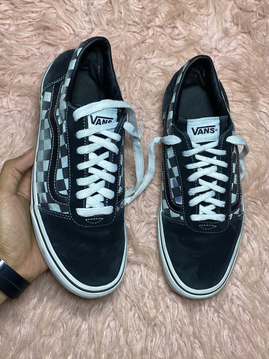VANS ( Size 43 / 9 )