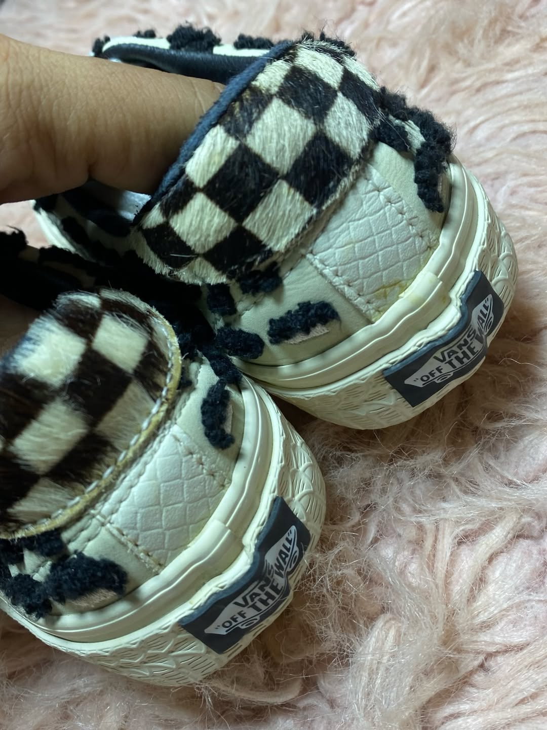 VANS ( Size 37 / 5 )